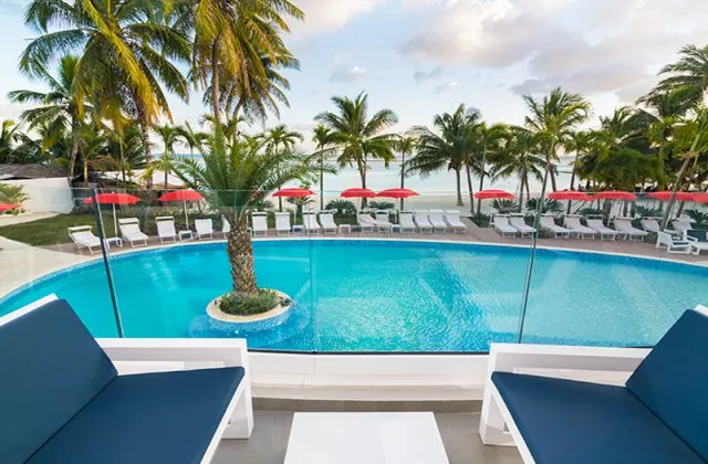 Boca Beach Residence pool